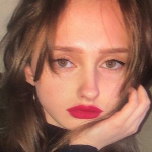 Meet your Posher, Amos